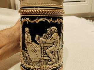 Bierkrug Steinzeug Humpen mit Zinndeckel, 45 €, Marktplatz-Antiquitäten, Sammlerobjekte & Kunst in 1130 Hietzing