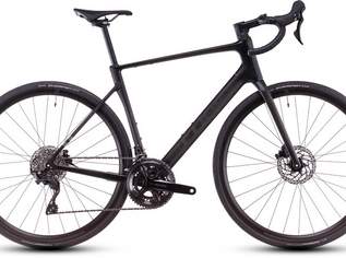 Cube Attain C:62 Race - blackline Rahmengröße: 53 cm, 1699 €, Auto & Fahrrad-Fahrräder in Österreich