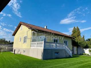 Hochwertiges Einfamilienhaus in bestem Bauzustand, 2 Wohneinheiten!, 1490666 €, Immobilien-Häuser in 2483 Katastralgemeinde Ebreichsdorf