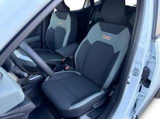 Duster Extreme KAMERA+PDC+KLIMA+SHZ+17""ALU Hy..., 29665 €, Auto & Fahrrad-Autos in 6844 Gemeinde Altach