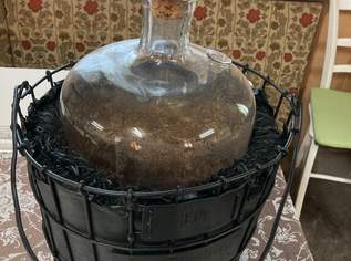 Ballonflasch, 120 €, Marktplatz-Antiquitäten, Sammlerobjekte & Kunst in 3380 Gemeinde Pöchlarn Ballonflasch, 120 €, Marktplatz-Antiquitäten, Sammlerobjekte & Kunst in 3380 Gemeinde Pöchlarn