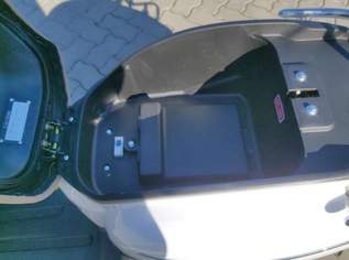 E-Roller, Elektroroller (wie Vespa), 1490 €, Auto & Fahrrad-Motorräder in 2183 Gemeinde Neusiedl an der Zaya E-Roller, Elektroroller (wie Vespa), 1490 €, Auto & Fahrrad-Motorräder in 2183 Gemeinde Neusiedl an der Zaya