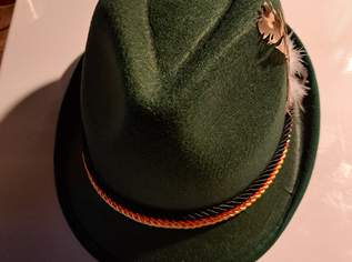 MEIN HUT DER HAT DREI ECKEN........ MEIN HUT DER HAT DREI ECKEN........