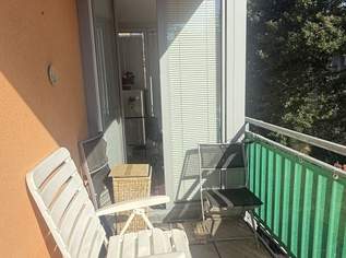 Nahe Schönbrunn: 2-Zimmer-Wohnung mit Balkon und Wintergarten, sowie ein opt. Stellplatz!, 1390 €, Immobilien-Wohnungen in 1140 Penzing