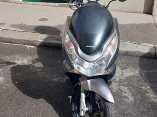 Honda PCX 125, 2000 €, Auto & Fahrrad-Motorräder in 1030 Landstraße