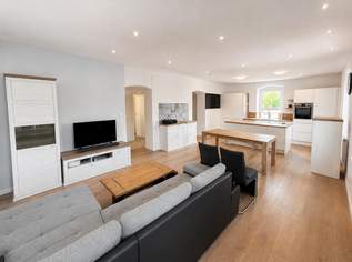 NEU! Wohnen mit Charakter – Altbauflair trifft zeitgemäßen Komfort, 339000 €, Immobilien-Wohnungen in 6130 Stadt Schwaz