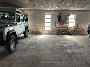 Brauhausstraße - Garagenplätze zu vermieten, 100 €, Immobilien-Kleinobjekte & WGs in 2320 Schwechat