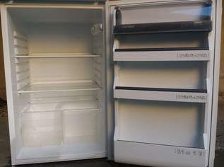Kühlschrank EINBAU Lieferung Zustellung, 65 €, Haus, Bau, Garten-Haushaltsgeräte in 1100 Favoriten