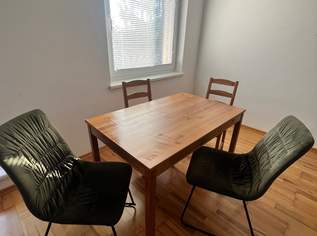 Esstisch mit 4 Stühlen 