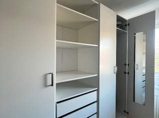 IKEA Pax Kleiderschrank - sehr viel Stauraum