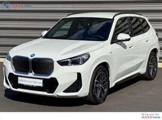 iX1 eDrive20 M-Sportpaket, 39340 €, Auto & Fahrrad-Autos in 8501 Lieboch