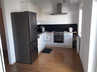 HELLER DACHGESCHOSSHIT MIT BALKON IN RUHIGER LAGE, 1529 €, Immobilien-Wohnungen in 1160 Ottakring