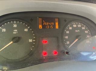 Opel Vivaro A 2.0 CDTI 2.9T Opel Vivaro A 2.0 CDTI 2.9T