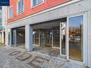 Geschäftshaus beim Hundertwasserbrunnen, Hauptplatz im Zentrum von ZWETTL, 4139 €, Immobilien-Gewerbeobjekte in Niederösterreich