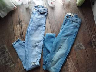 Set: 2x Damen ripped Jeans Gr. 34/XS (Nr.293), 7 €, Kleidung & Schmuck-Damenkleidung in 8160 Weiz