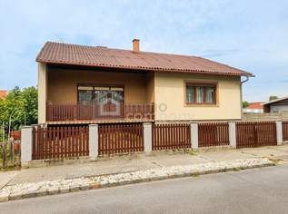 Wohnen im Grünen – helles Einfamilienhaus mit geschütztem Garten in Gols, 339000 €, Immobilien-Häuser in 7122 Gols Wohnen im Grünen – helles Einfamilienhaus mit geschütztem Garten in Gols, 339000 €, Immobilien-Häuser in 7122 Gols