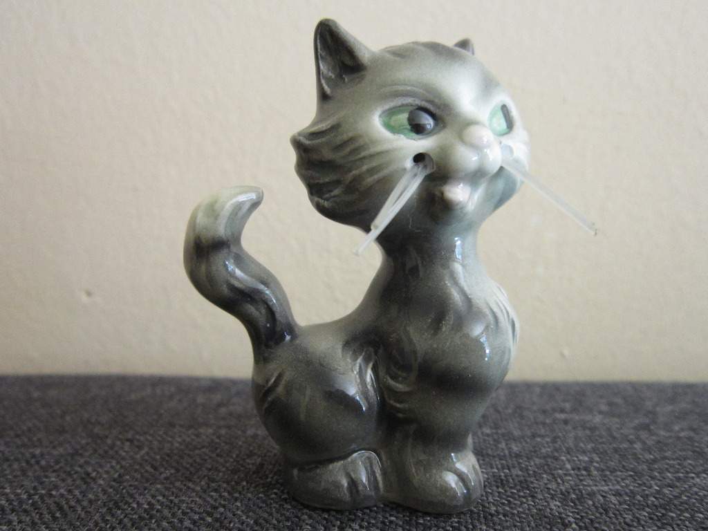 Goebel Porzellan Katze - grüne Augen - Figur
