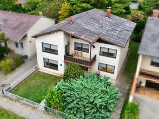 Gepflegtes Einfamilienhaus auf 1041 m² Grund, 320000 €, Immobilien-Häuser in 7132 Frauenkirchen Gepflegtes Einfamilienhaus auf 1041 m² Grund, 320000 €, Immobilien-Häuser in 7132 Frauenkirchen