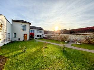 Behutsam renovierter ehemaliger Hof mit modernem Wohnkomfort in Trautmannsdorf, 2690000 €, Immobilien-Häuser in 2454 Gemeinde Trautmannsdorf