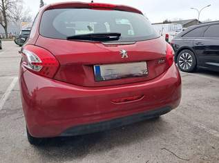 Peugeot 208 Active 1,2 VTi 82 Klein-/ Kompaktwagen Peugeot 208 Active 1,2 VTi 82 Klein-/ Kompaktwagen