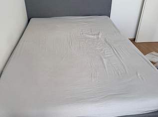 Doppelbett mit Matratze – sehr guter Zustand