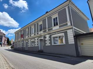 INVESTITIONSCHANCE IM ZENTRUM VON HAAG: SANIERTES ZINSHAUS MIT 5 WOHNEINHEITEN, 0 €, Immobilien-Häuser in 3350 Gemeinde Haag INVESTITIONSCHANCE IM ZENTRUM VON HAAG: SANIERTES ZINSHAUS MIT 5 WOHNEINHEITEN, 0 €, Immobilien-Häuser in 3350 Gemeinde Haag