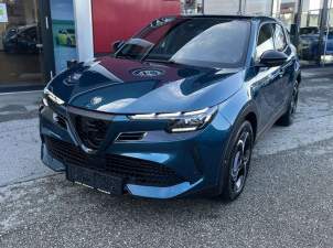 Junior Ibrida Speciale 1.2 MHEV e-DCT6, 25980 €, Auto & Fahrrad-Autos in 4240 Freistadt