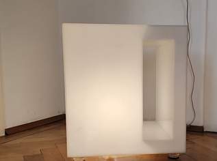 Leuchtwürfel 60W innen, 40 €, Haus, Bau, Garten-Möbel & Sanitär in 1030 Landstraße