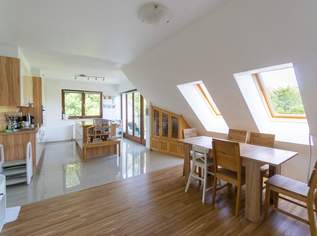 Dachgeschoßwohnung im Villenviertel Lawies – Zwei Terrassen, Doppelgarage und Wienerwald!, 380000 €, Immobilien-Wohnungen in Niederösterreich Dachgeschoßwohnung im Villenviertel Lawies – Zwei Terrassen, Doppelgarage und Wienerwald!, 380000 €, Immobilien-Wohnungen in Niederösterreich
