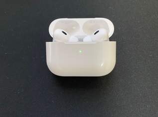 Neue Airpods Pro 2 (PREIS VHB) Mit Kabel Neue Airpods Pro 2 (PREIS VHB) Mit Kabel
