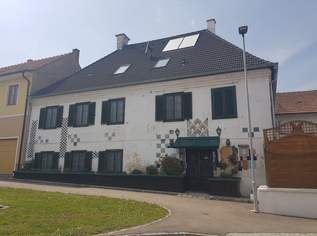 VIEL CHARME MIT VIEL POTENTIAL, 169000 €, Immobilien-Häuser in 3712 Maissau