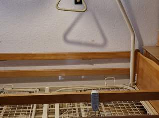 Pflegebett Krankenbett elektrisch, 380 €, Haus, Bau, Garten-Möbel & Sanitär in 2533 Gemeinde Klausen-Leopoldsdorf Pflegebett Krankenbett elektrisch, 380 €, Haus, Bau, Garten-Möbel & Sanitär in 2533 Gemeinde Klausen-Leopoldsdorf