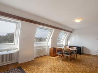 Perfektes erstes Heim: 2 / 3 Zimmer Wohnung im DG zum Selbstgestalten, 222222 €, Immobilien-Wohnungen in 1180 Währing