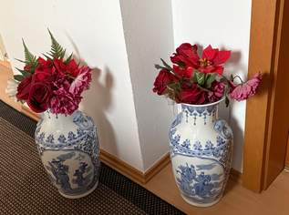 2 Chinesische Bodenvasen, 100 €, Marktplatz-Antiquitäten, Sammlerobjekte & Kunst in 4600 Wels