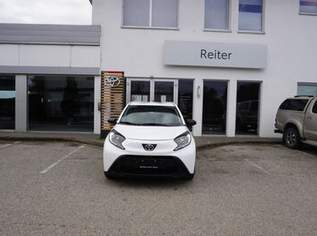 Aygo X 1,0 VVT-i Play, 9990 €, Auto & Fahrrad-Autos in 4600 Wels Aygo X 1,0 VVT-i Play, 9990 €, Auto & Fahrrad-Autos in 4600 Wels