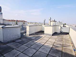 TOPGELEGENHEIT, Fernblick, 61 m2 Dachgeschoß mit 48 m2 Terrasse, Wohnküche, 1 Zimmer, Wannenbad, Parketten, Holbeingasse, 999.68 €, Immobilien-Wohnungen in 1100 Favoriten