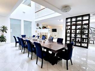 Zeitlose Architektur trifft Großzügigkeit - Designvilla mit Indoor-Pool und Einliegeroption, 3300000 €, Immobilien-Häuser in 2511 Gemeinde Pfaffstätten