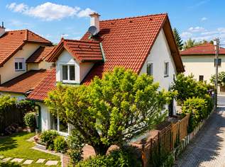 2024 umfassend modernisiert I komplett unterkellert I Garage I Kamin I Luftwärmepumpe I, 599000 €, Immobilien-Häuser in 1220 Donaustadt 2024 umfassend modernisiert I komplett unterkellert I Garage I Kamin I Luftwärmepumpe I, 599000 €, Immobilien-Häuser in 1220 Donaustadt