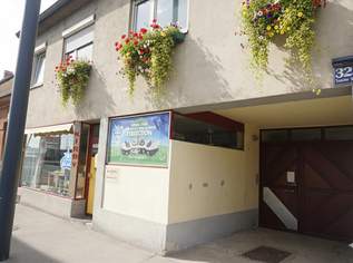 2 Wohnungen, Geschäftsfläche, 4 Dachbodenräume und 2 Garagen, 361000 €, Immobilien-Gewerbeobjekte in 1230 Liesing