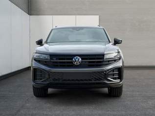 Touareg R FINAL EDITION 4M+PANO+AHK+20""LM+HUD..., 104894 €, Auto & Fahrrad-Autos in 6844 Gemeinde Altach Touareg R FINAL EDITION 4M+PANO+AHK+20""LM+HUD..., 104894 €, Auto & Fahrrad-Autos in 6844 Gemeinde Altach
