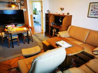 Wohnung voll eingerichtet im 80er Style