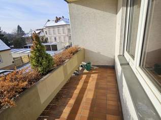 3-Zimmer-Wohnung mit Loggia in Wiener Neustad, 781.26 €, Immobilien-Wohnungen in Niederösterreich