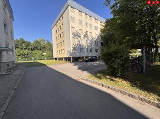 Sanierung im Oktober 2026 – Einzug mit 01. November 2026: Großzügige 3-Zimmer-Wohnung mit Loggia in Linz/Kleinmünchen! ACHTUNG Befristung auf 10 Jahre!, 796.67 €, Immobilien-Wohnungen in Oberösterreich Sanierung im Oktober 2026 – Einzug mit 01. November 2026: Großzügige 3-Zimmer-Wohnung mit Loggia in Linz/Kleinmünchen! ACHTUNG Befristung auf 10 Jahre!, 796.67 €, Immobilien-Wohnungen in Oberösterreich