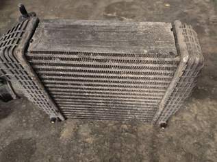 Gebrauchter Kühler für Maserati Ghibli 2018 zu verkaufen, 350 €, Auto & Fahrrad-Teile & Zubehör in 1010 Innere Stadt