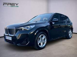 iX1 30 xDrive M Sport / Farbe met. / Memory Seats, 46900 €, Auto & Fahrrad-Autos in 1030 Landstraße