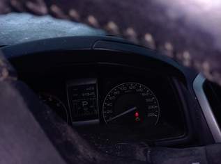 ISUZU , 17000 €, Auto & Fahrrad-Autos in 2120 Gemeinde Wolkersdorf im Weinviertel