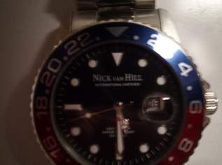 Schöne Quarzuhr, 70 €, Kleidung & Schmuck-Accessoires, Uhren, Schmuck in 3500 Krems an der Donau