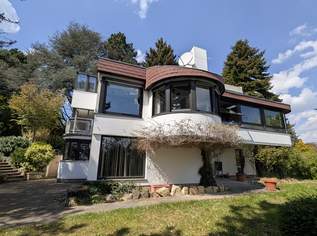 1170 AM HEUBERG: GROßZÜGIGER FAMILIENWOHNSITZ MIT INDOORPOOL, WELLNESS, GARTEN & WIEN-BLICK, 2250000 €, Immobilien-Häuser in 1170 Hernals