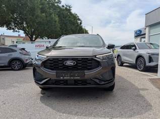 Kuga ST-Line, 29900 €, Auto & Fahrrad-Autos in 2500 Gemeinde Baden