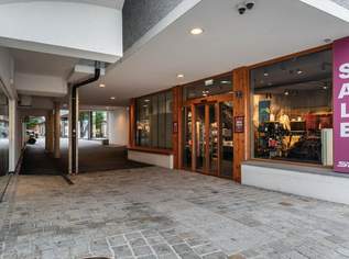 Exklusive Geschäftsfläche in Bestlage von St. Johann in Tirol, 3500000 €, Immobilien-Gewerbeobjekte in 6380 Marktgemeinde St. Johann in Tirol